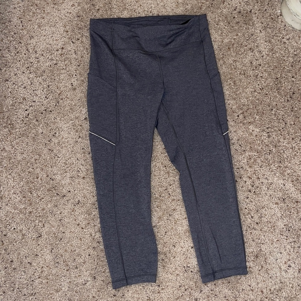 Lululemon cropped leggings